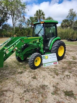 Main image John Deere 4052R