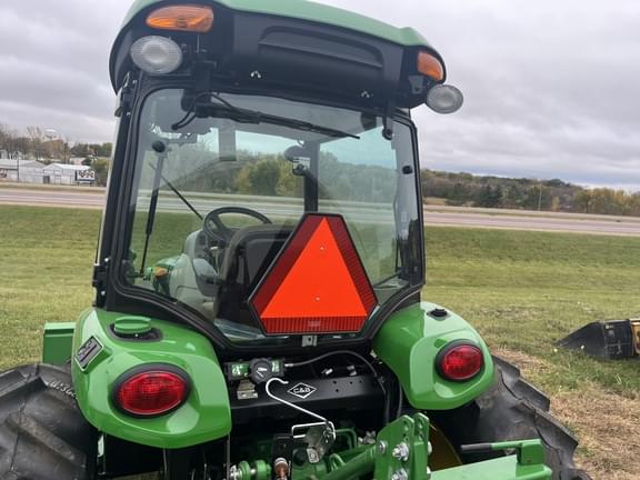 Image of John Deere 4052R equipment image 2