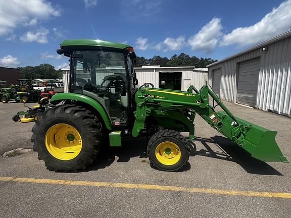 Image of John Deere 4052R Primary image