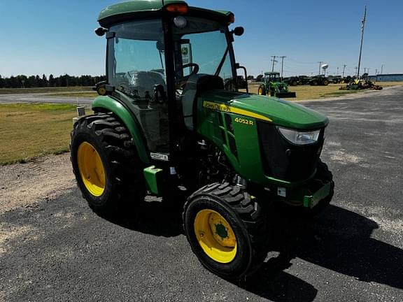 Image of John Deere 4052R Primary image