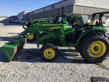 Main image John Deere 4052R