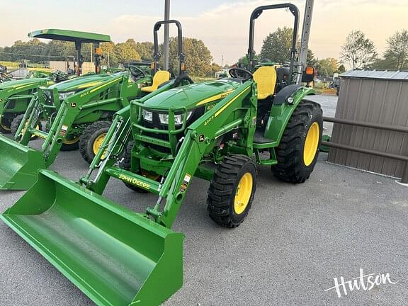 Image of John Deere 4052R equipment image 1