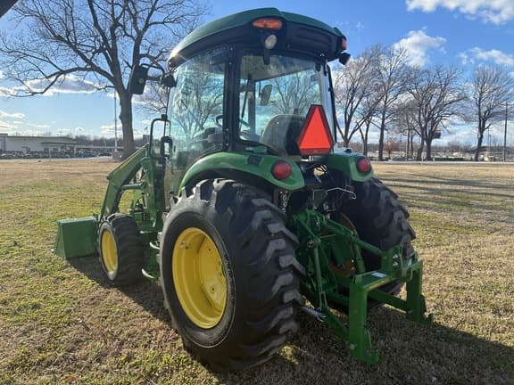 Image of John Deere 4052R equipment image 2