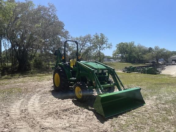 Image of John Deere 4066M equipment image 3