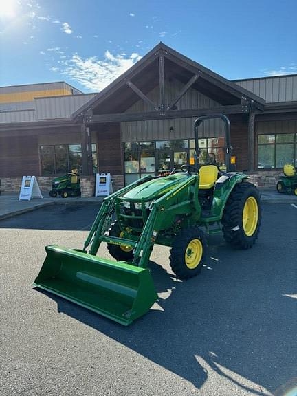 Image of John Deere 4066M equipment image 1