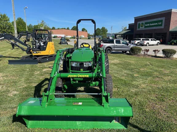 Image of John Deere 4066M equipment image 3