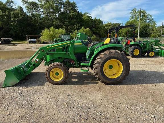 Image of John Deere 4066M equipment image 1