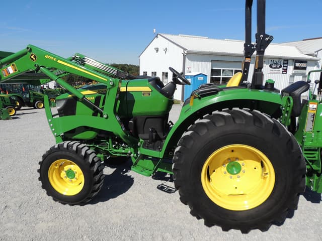 Image of John Deere 4066M equipment image 1