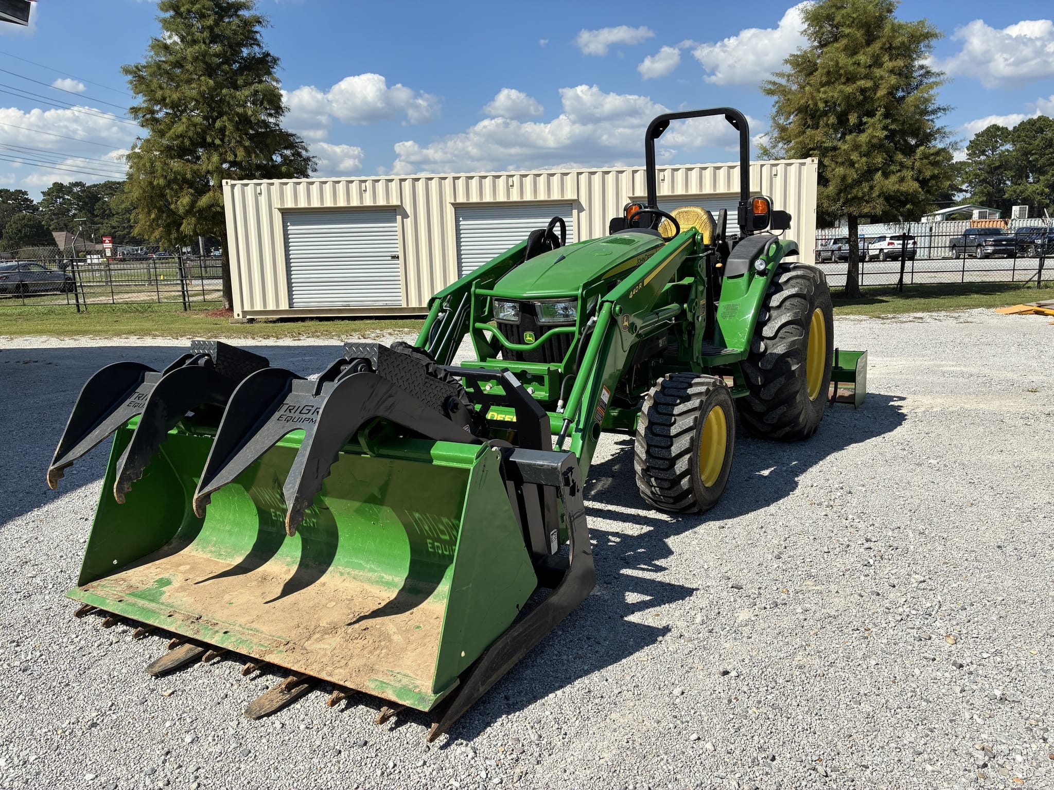 2023 John Deere 4066M Equipment Image0