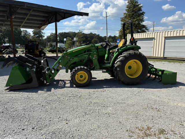 Image of John Deere 4066M equipment image 2