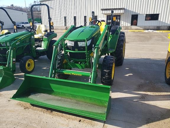 Image of John Deere 4066M equipment image 3