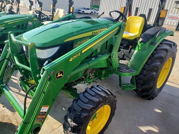 Image of John Deere 4066M equipment image 4