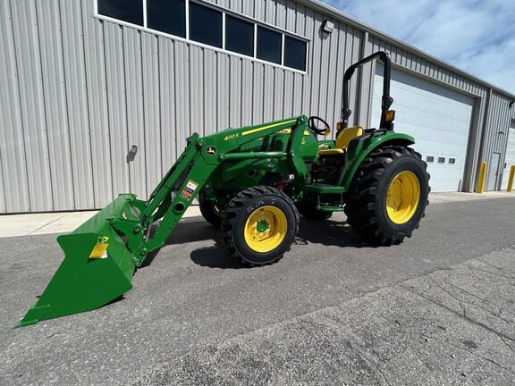Main image John Deere 4066M