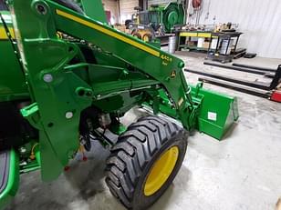 Main image John Deere 4066M 48