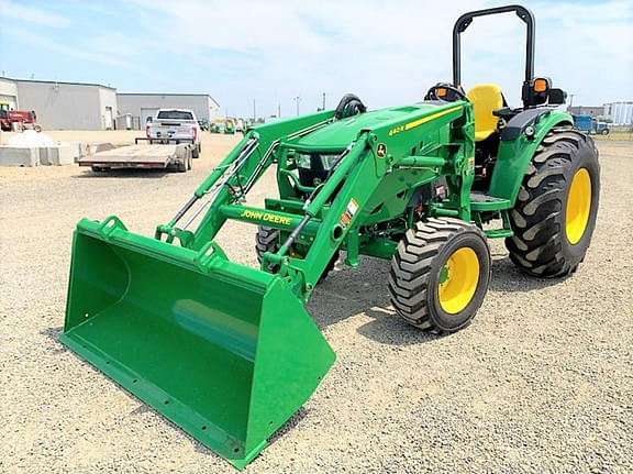 Image of John Deere 4066M Primary image