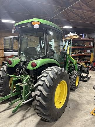 Image of John Deere 4066R equipment image 2