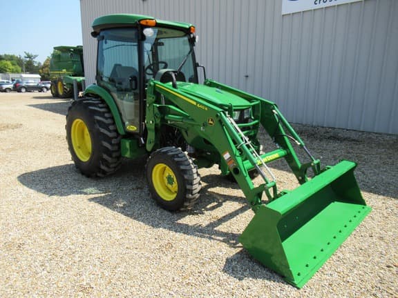 Image of John Deere 4066R equipment image 3