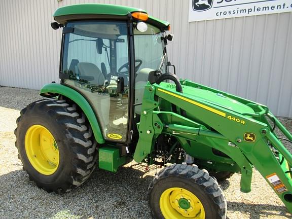 Image of John Deere 4066R equipment image 2