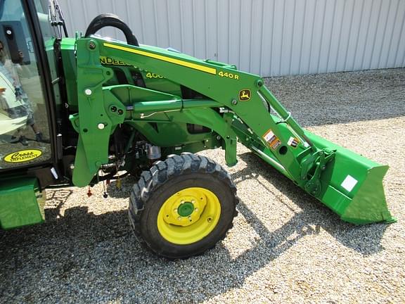 Image of John Deere 4066R equipment image 3