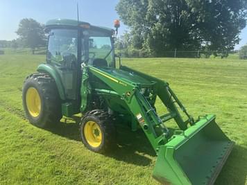 Main image John Deere 4066R