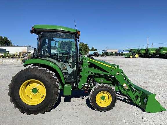 Image of John Deere 4066R equipment image 4