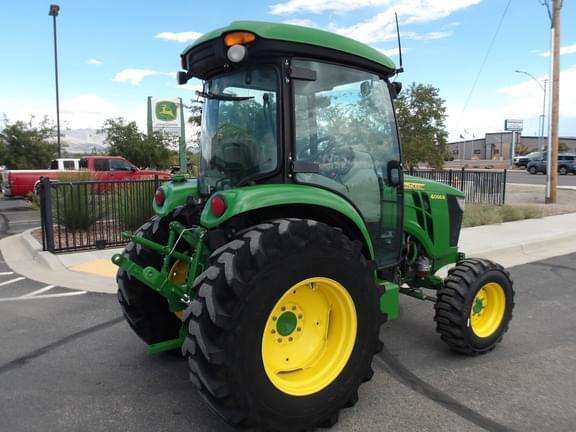 Image of John Deere 4066R equipment image 4