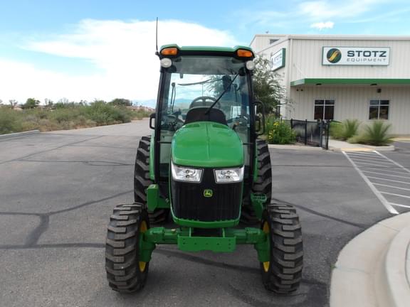 Image of John Deere 4066R equipment image 1