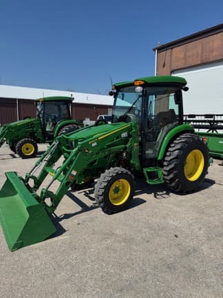 Image of John Deere 4066R equipment image 1