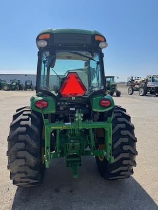 Image of John Deere 4066R equipment image 2