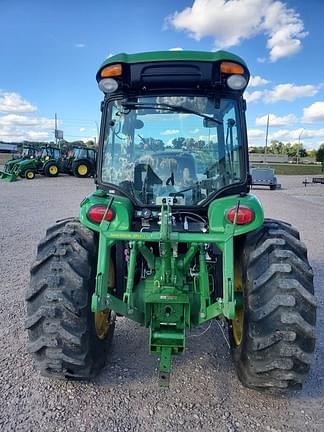 Image of John Deere 4066R equipment image 3