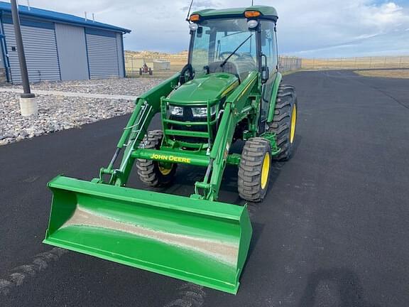 Image of John Deere 4066R equipment image 1