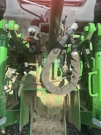 Image of John Deere 4066R equipment image 4