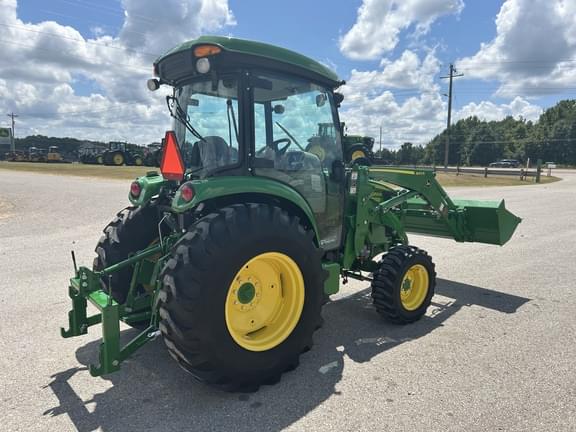 Image of John Deere 4066R equipment image 2