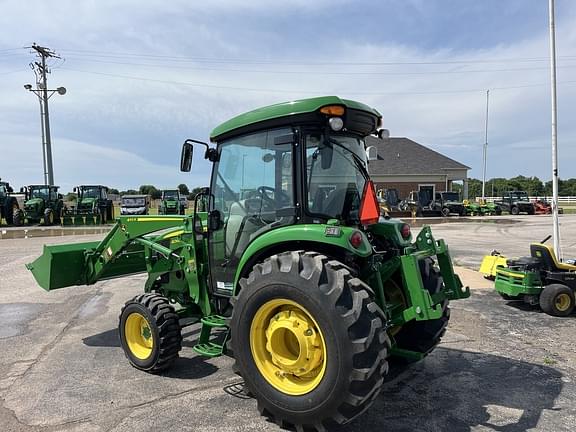 Image of John Deere 4066R equipment image 2