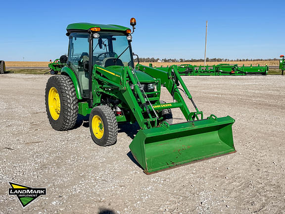 Image of John Deere 4066R equipment image 2