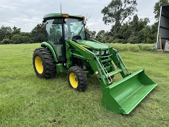 Image of John Deere 4066R equipment image 3