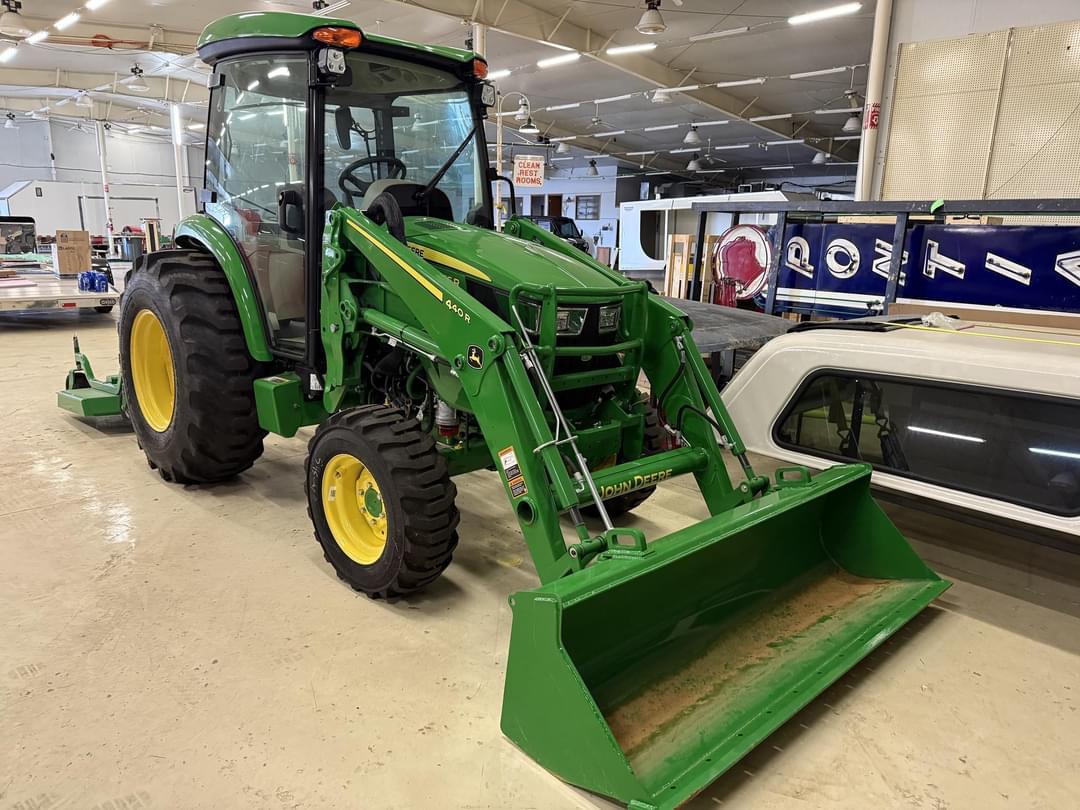 Image of John Deere 4066R Primary image