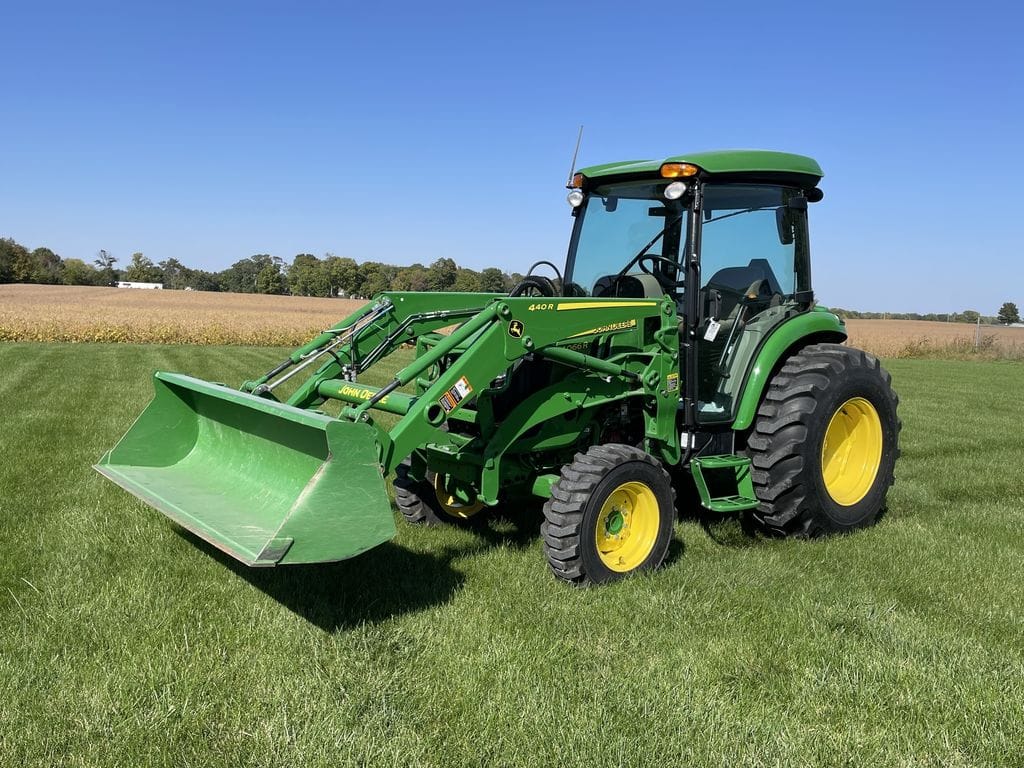 Main image John Deere 4066R