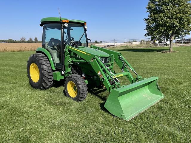 Image of John Deere 4066R equipment image 3