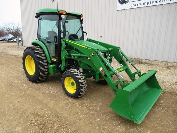 Image of John Deere 4066R equipment image 2