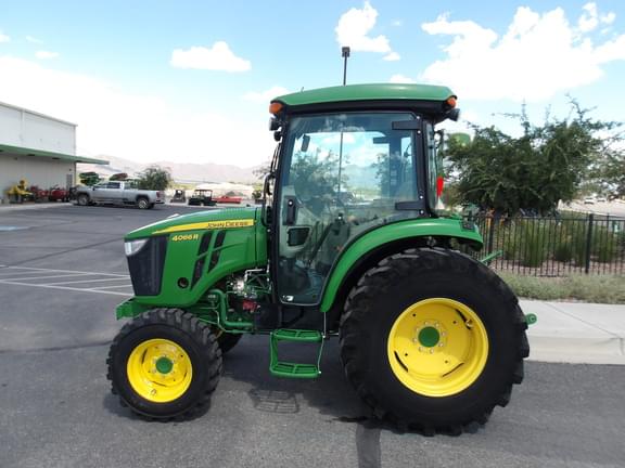 Image of John Deere 4066R equipment image 3