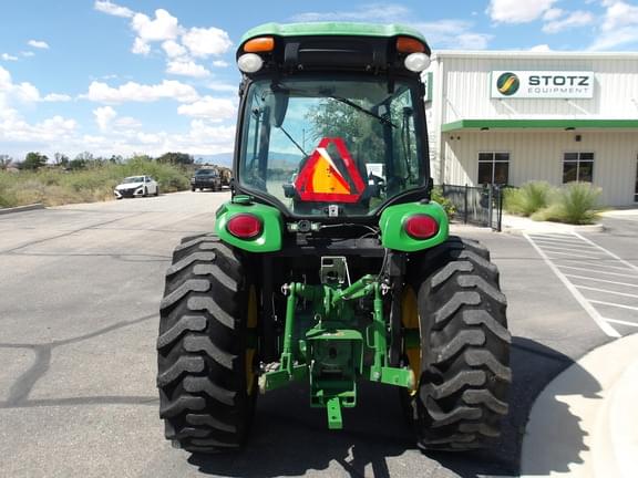 Image of John Deere 4066R equipment image 1