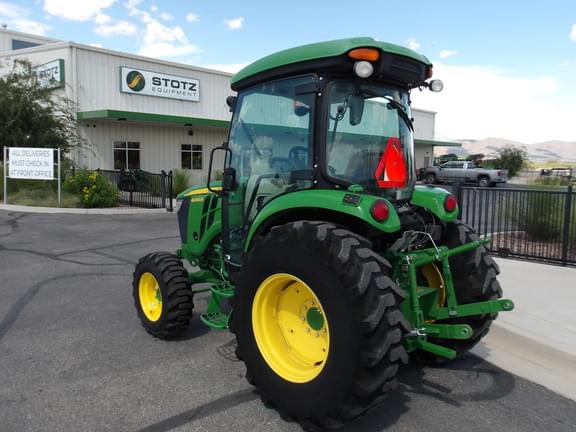 Image of John Deere 4066R equipment image 2