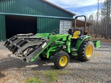 Main image John Deere 4066R