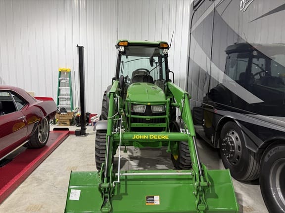 2023 John Deere 4066R Equipment Image0