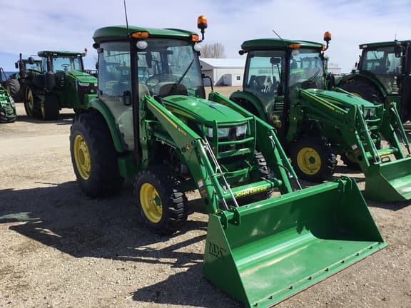 Image of John Deere 4066R equipment image 1