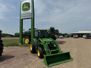 Main image John Deere 4066R