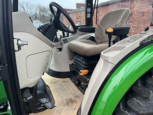 Main image John Deere 4066R 4