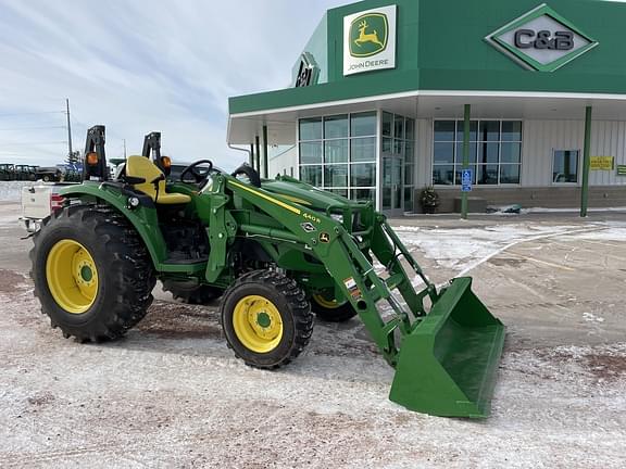 Image of John Deere 4066R equipment image 1