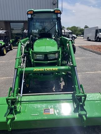 Image of John Deere 4066R equipment image 3